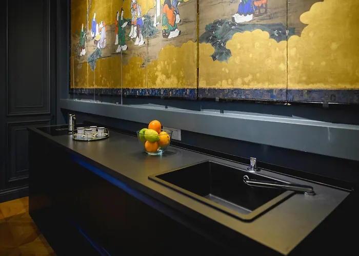 The Rent - Luxury One-bedroom In The Historic Center Apartment *