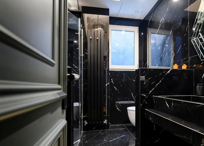 The Rent - Luxury One-bedroom In The Historic Center 아파트 밀라노