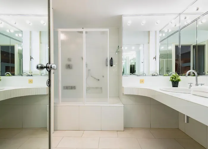 Borgonuovo * Милан