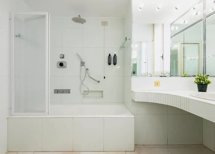 Borgonuovo Апартаменты Милан