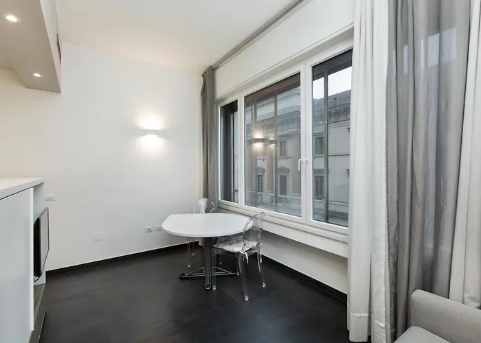 Magnoliaapartments - 52 Porta Nuova, Brera Duomo 밀라노