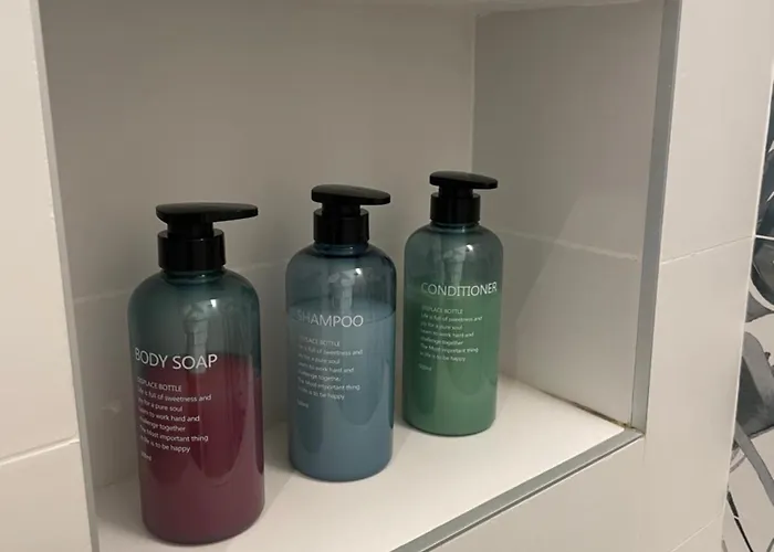 Trilocale Con Vista E Due Bagni Metro Blu Piazza Frattini *