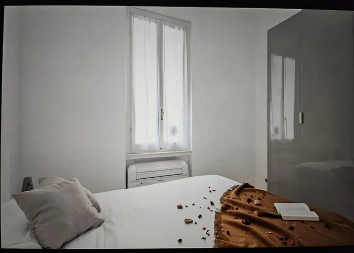 Two-room San Babila * Milano