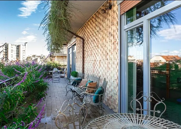 Apartament 10 Minuti Dal Duomo - Elegante Domus