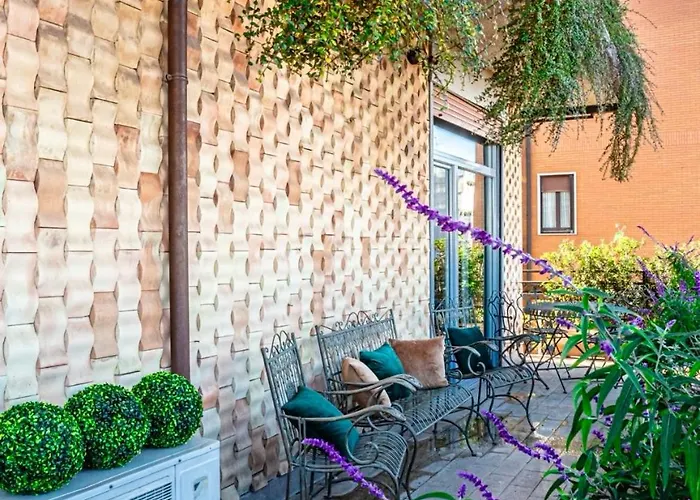 10 Minuti Dal Duomo - Elegante Domus Апартаменты *