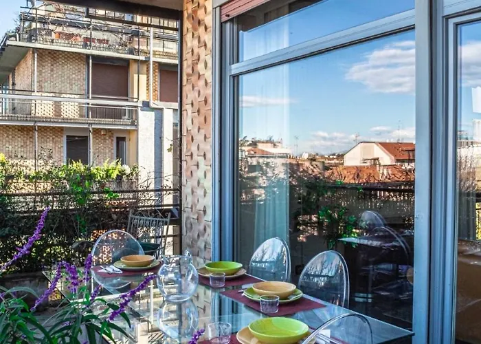 10 Minuti Dal Duomo - Elegante Domus * Милан