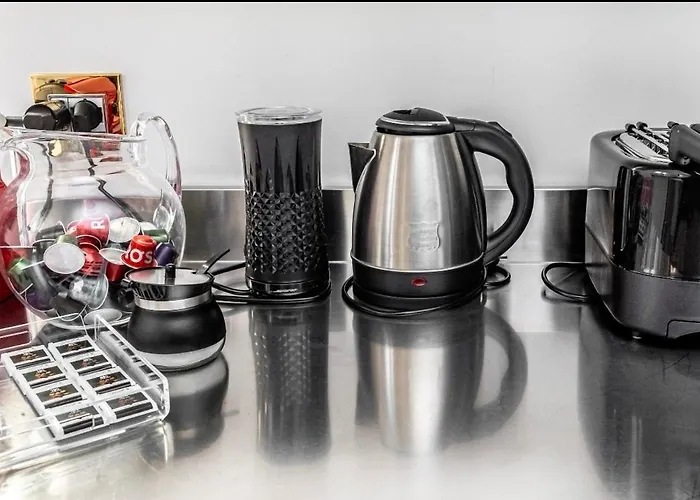 Апартаменты 10 Minuti Dal Duomo - Elegante Domus *