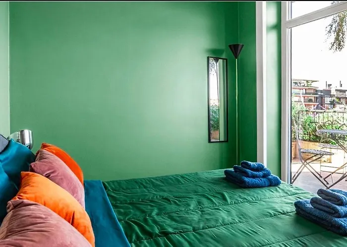 Апартаменты 10 Minuti Dal Duomo - Elegante Domus