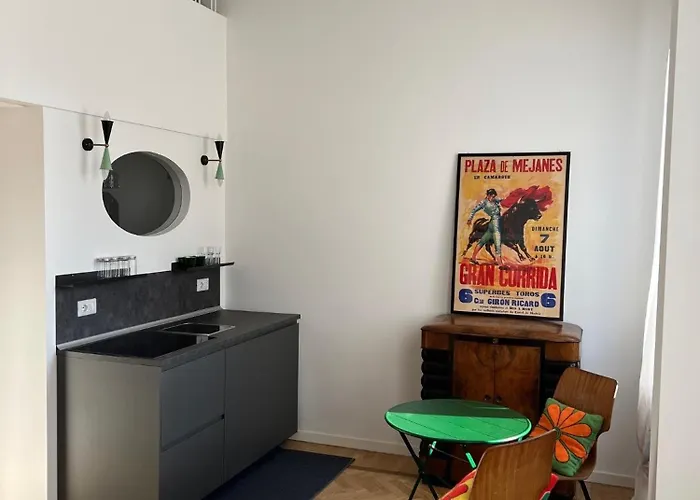 Apartment Design In The Heart Of Milan