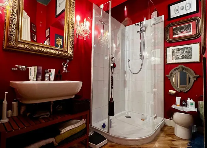 Charming Elegant In Historic Art Nouveau Building, Bed & Breakfast Milán