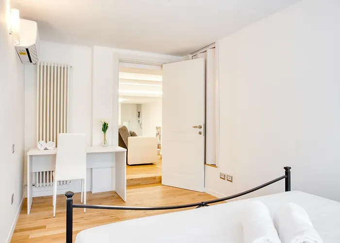 Hostmate - - Gola - Navigli Appartement *