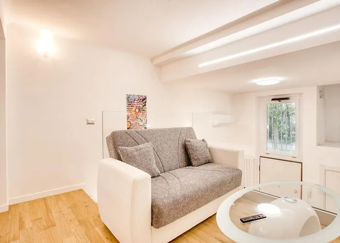 Hostmate - - Gola - Navigli Daire Milano