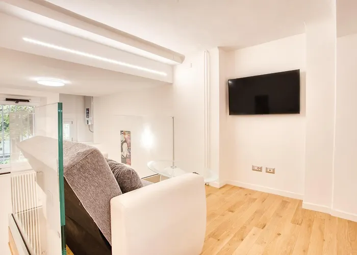 Hostmate - - Gola - Navigli *