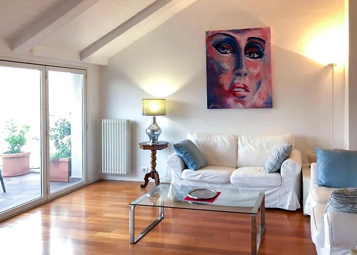 Penthouse In The Sky With 30 Sqm Terrace Station