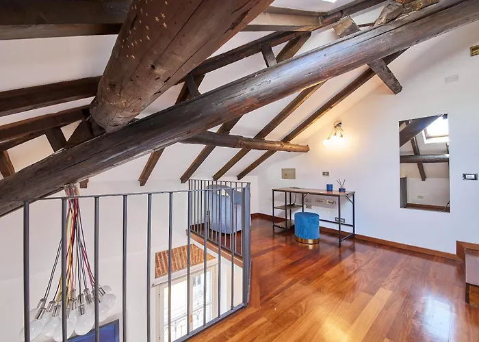 Lejlighed Attico Luminoso E Panoramico In Moscova Garibaldi Milano