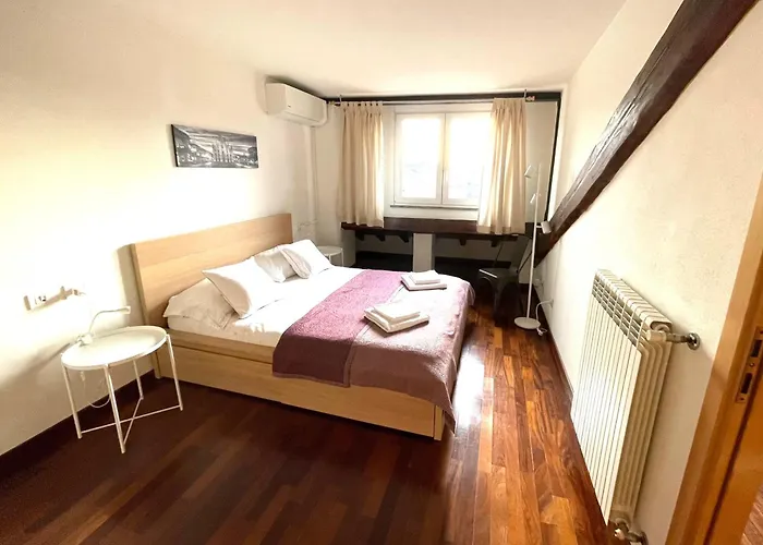 Apartmán Lovely 2 Penthouse At Arco Della Pace *