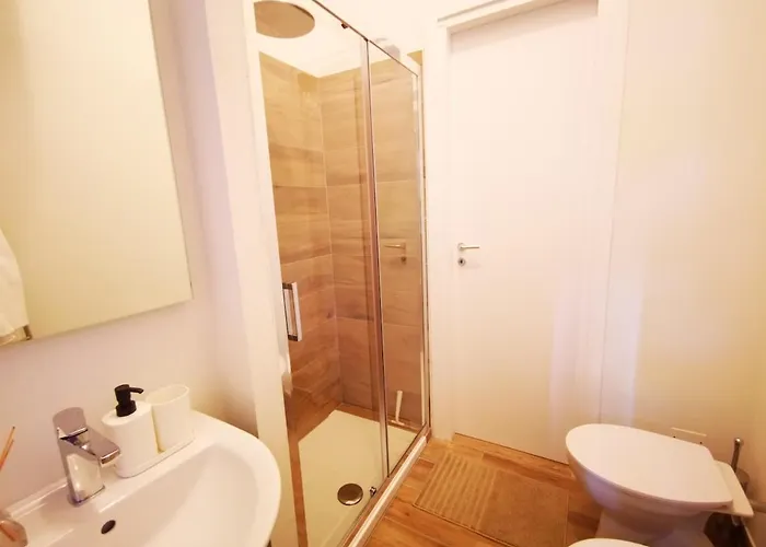 Cozy Flat 50 Meters From The Metro