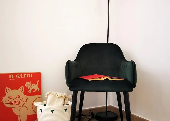 Cozy Flat 50 Meters From The Metro