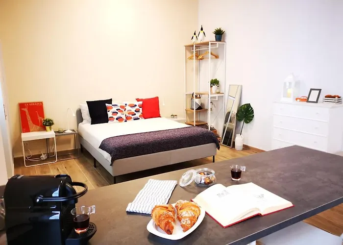 Cozy 50 Meters From The Metro * Milano