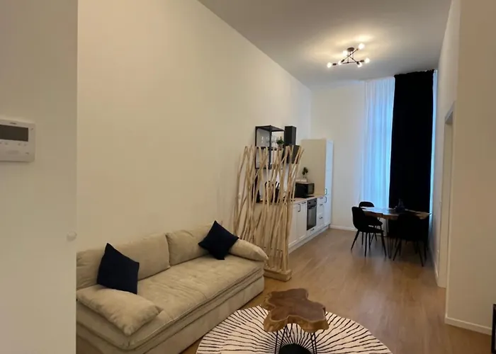 Loft A002 Solo Tower - Sforza 13 *