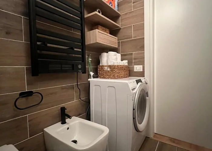 Acasadiimma 5 Min Da Bocconi 3 Stops Duomo E Navigli Con Wifi E Balcone Milan