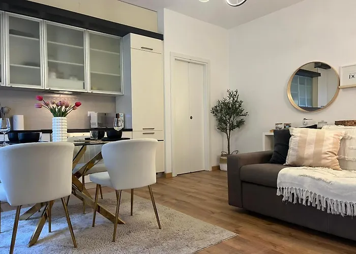 Apartament Acasadiimma 5 Min Da Bocconi 3 Stops Duomo E Navigli Con Wifi E Balcone *