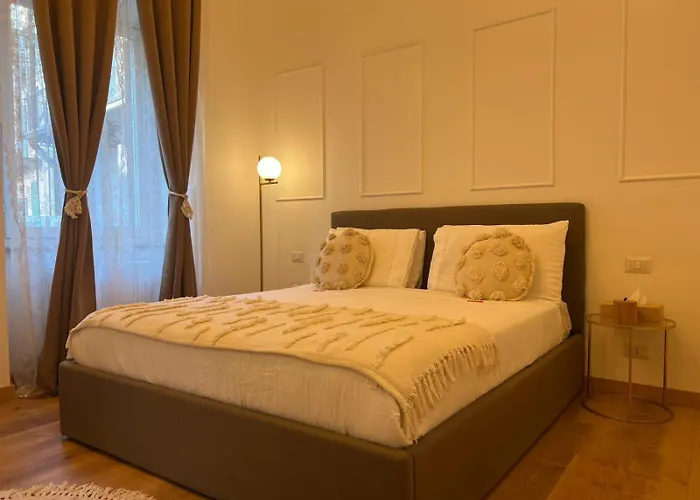 Apartment Acasadiimma 5 Min Da Bocconi 3 Stops Duomo E Navigli Con Wifi E Balcone Milan