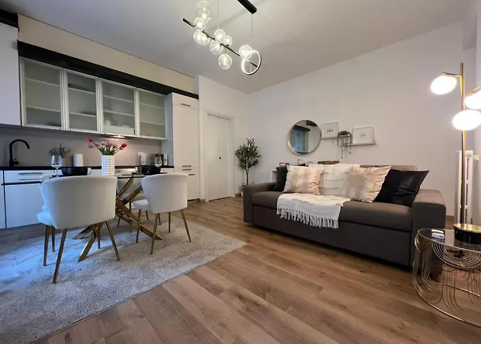 Acasadiimma 5 Min Da Bocconi 3 Stops Duomo E Navigli Con Wifi E Balcone Apartment *