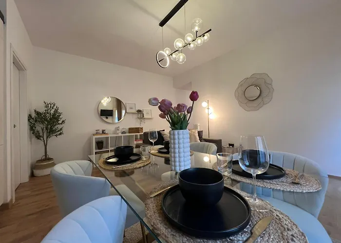 Acasadiimma 5 Min Da Bocconi 3 Stops Duomo E Navigli Con Wifi E Balcone Milan