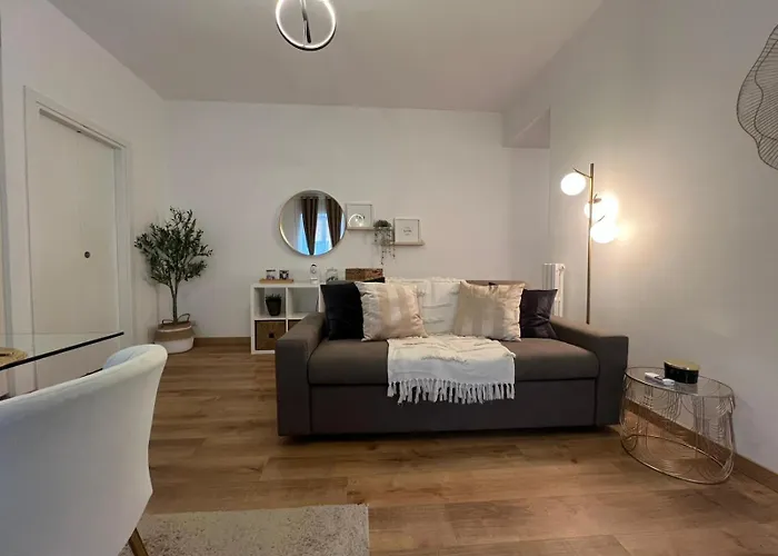 Acasadiimma 5 Min Da Bocconi 3 Stops Duomo E Navigli Con Wifi E Balcone