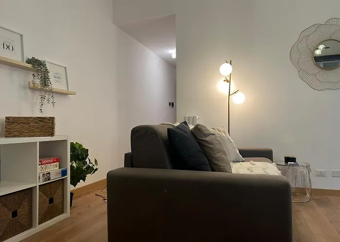 Acasadiimma 5 Min Da Bocconi 3 Stops Duomo E Navigli Con Wifi E Balcone