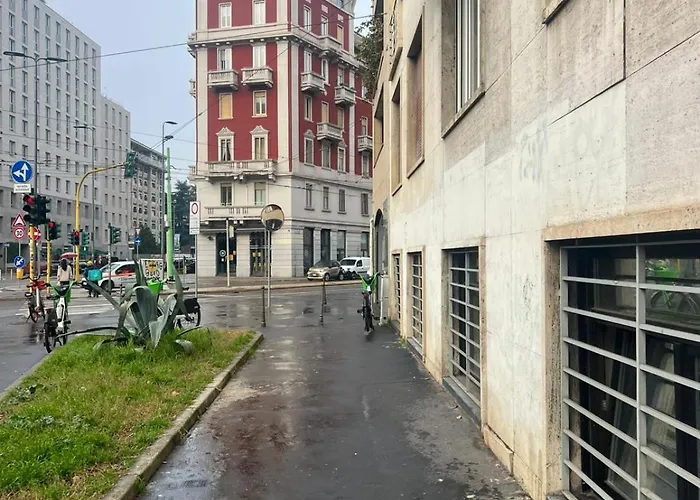 La Regina Delle Locazioni Accanto Bocconi 아파트 *