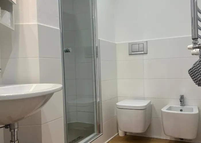 La Regina Delle Locazioni Accanto Bocconi 아파트 *