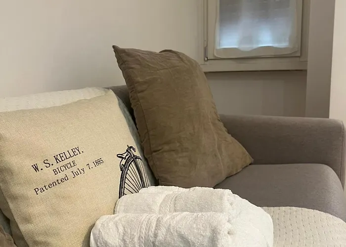 아파트 La Regina Delle Locazioni Accanto Bocconi 밀라노