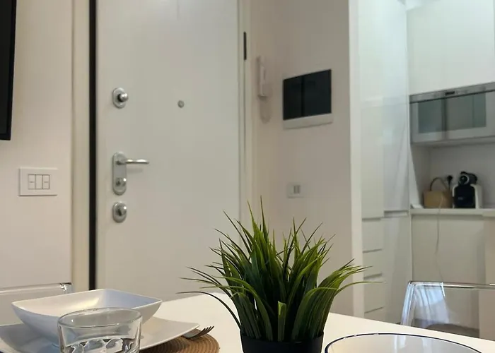 아파트 La Regina Delle Locazioni Accanto Bocconi 밀라노