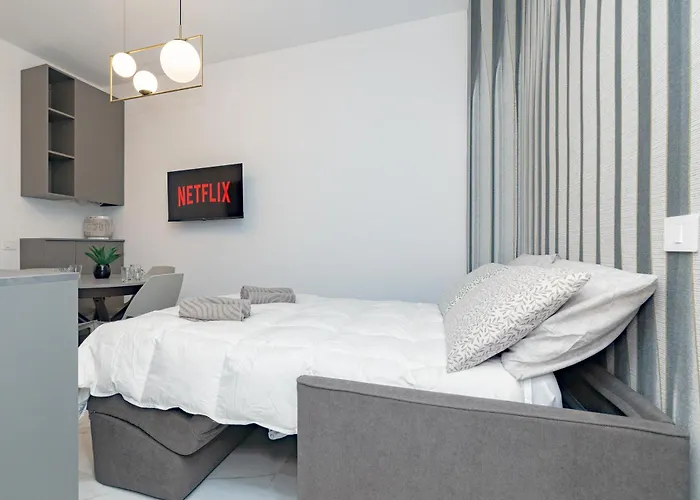 2co4 - Duomo - Modern - ミラノ