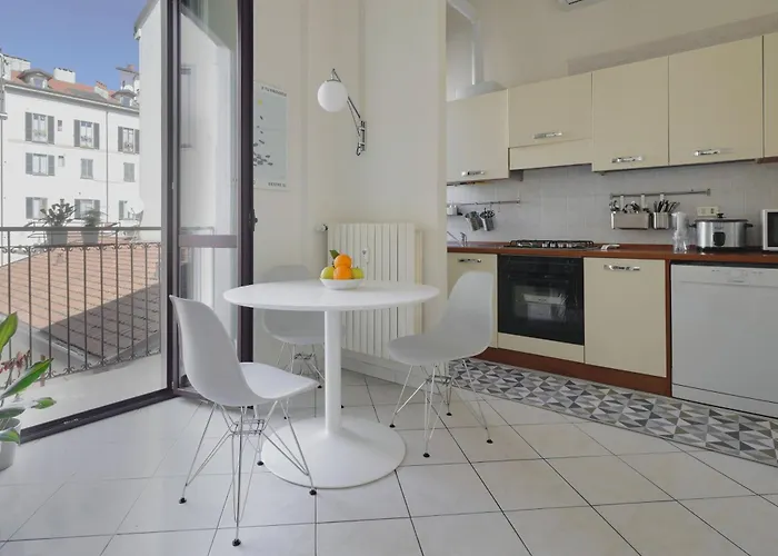 Apartman Genova25 *