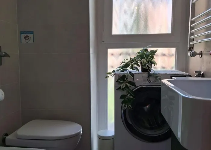 Oasi Di Relax Con Balcone 5 Min Dalla Metro Apartmán *