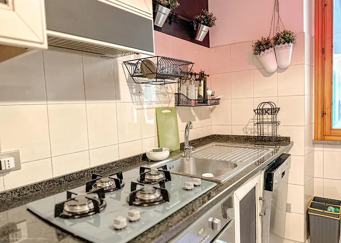 아파트 Red81 - 10 Min Dal Duomo - 2 밀라노