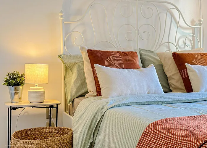 아파트 Red81 - 10 Min Dal Duomo - 2 밀라노