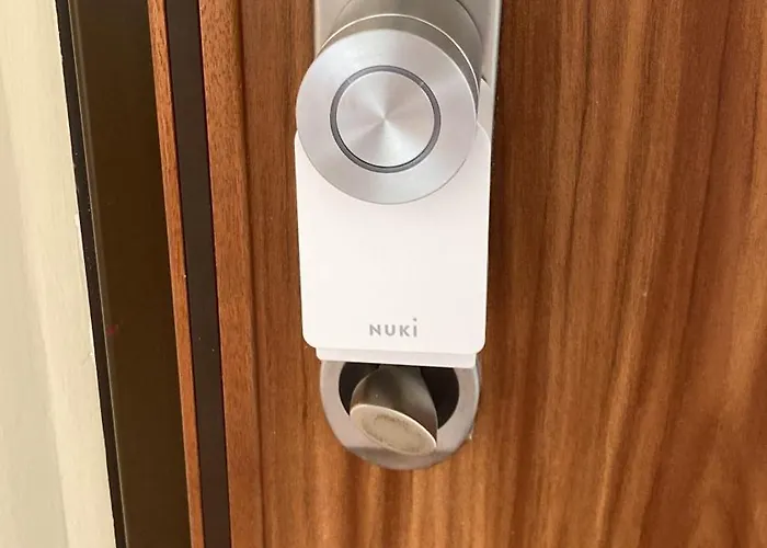 Spazio Breda - Free Parking, Private Garage, Metro M1, Balcony, 4 Guests *