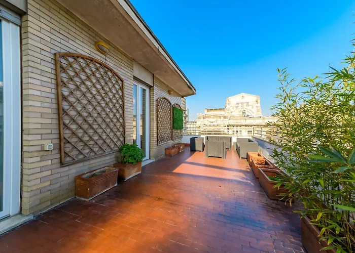 Elegante Attico Con Terrazzo Esclusivo * Milano