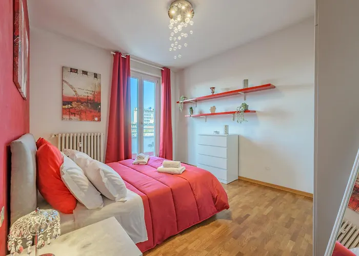 Elegante Attico Con Terrazzo Esclusivo