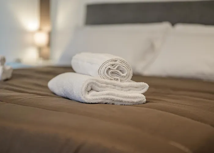 Elegante Attico Con Terrazzo Esclusivo דירה