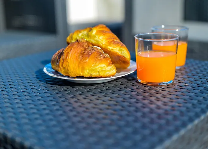 Elegante Attico Con Terrazzo Esclusivo