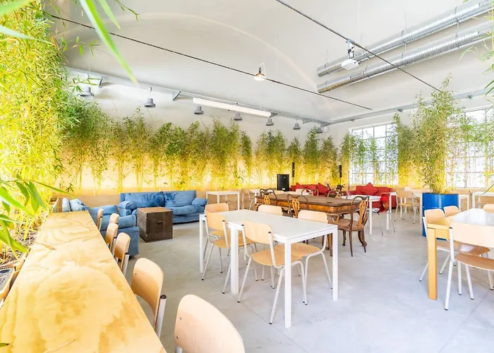 Bovisa Urban Garden Albergue Milão