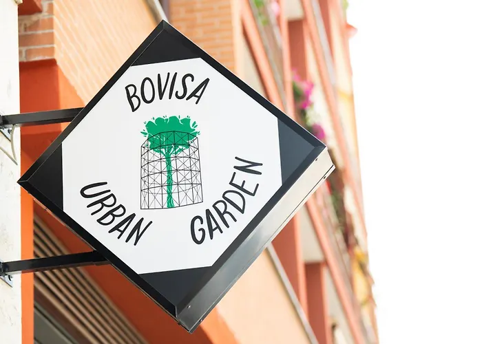 Bovisa Urban Garden بيت شباب *