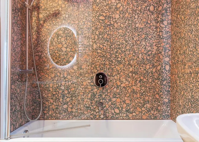 Bilocale Design Con Terrazza - De Angeli Appartement