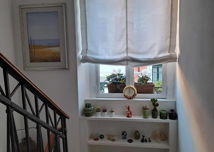 Bed & Breakfast Casa Mari - Free Secure Parking, Breakfast, Private Bathroom, Wifi, Garden, Aircon, 5 Min Walk To Metro And Train Station Milano