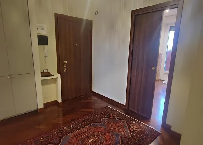 Periferia Chic * Milánó